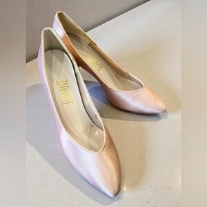 Jeanine Light Pink Satin Kitten Heels almond toe shoes -8.5 womens